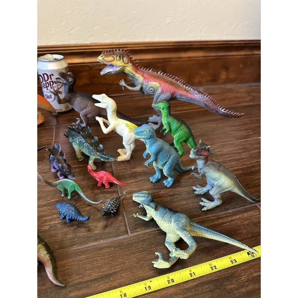 Lot Of‎ Assorted Small Plastic Dinosaur Toy Figures Various Sizes